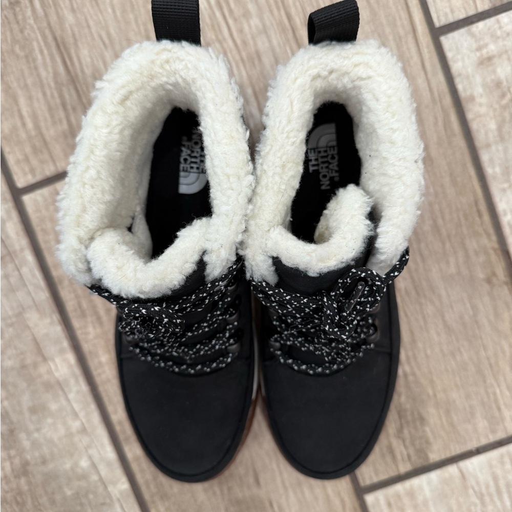 Women’s North Face Boots